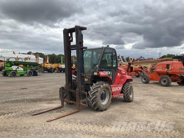 Manitou M26-4 Elevatore per esterni