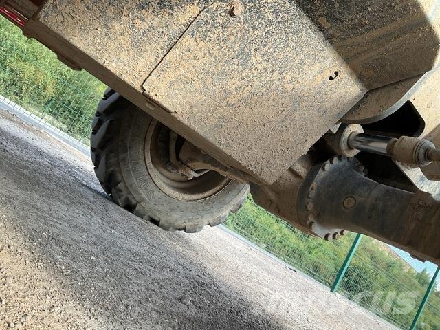 Manitou M26-4 Elevatore per esterni
