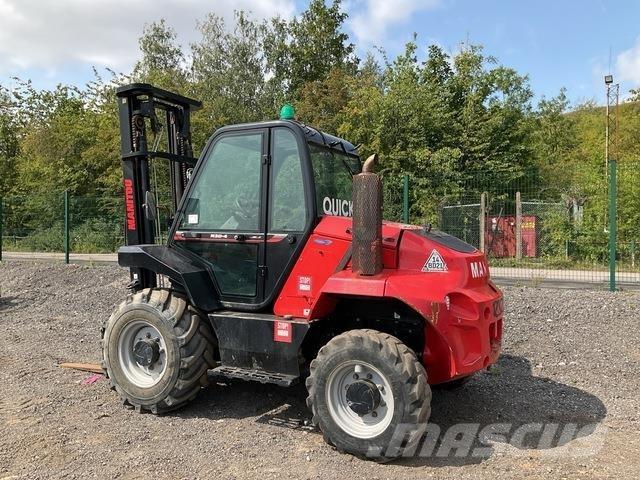 Manitou M30-4 Elevatore per esterni