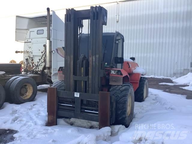 Manitou MA470T Elevatore per esterni