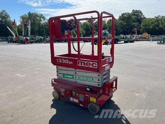 MEC 1330SE Piattaforme a pantografo