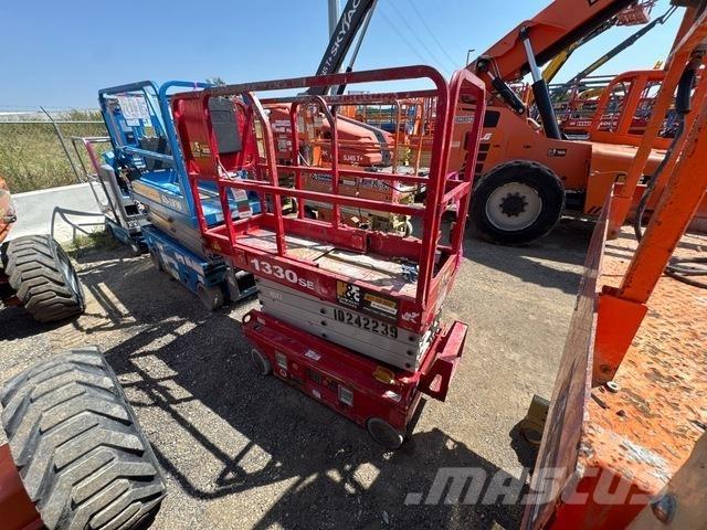 MEC 1330SE Piattaforme a pantografo