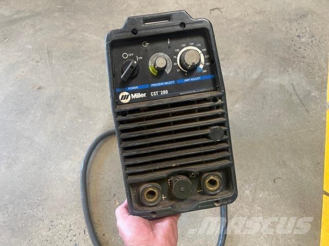 Miller CST-280 Attrezzature per saldature