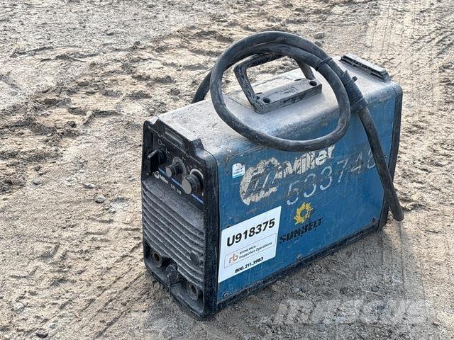 Miller CST-280 Attrezzature per saldature
