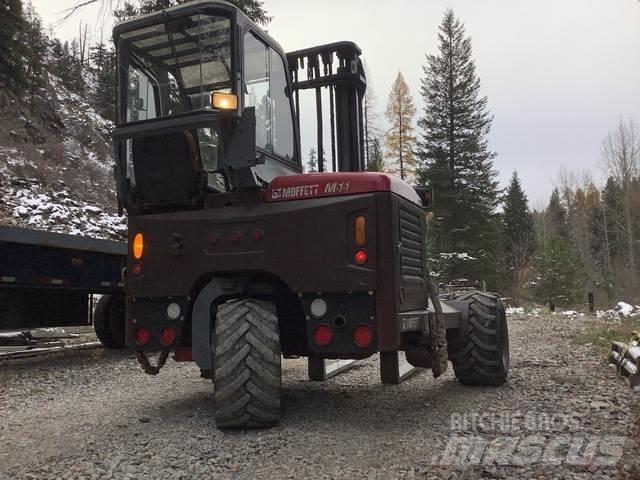 Moffett M55 Muletti autotrasportati