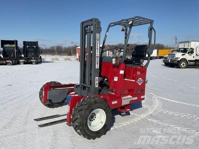 Moffett M55 Costruzioni - Altro