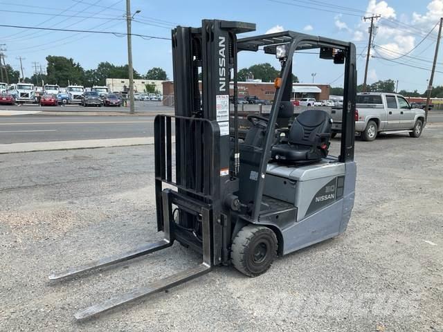 Nissan 1N1L15Y Carrelli elevatori elettrici