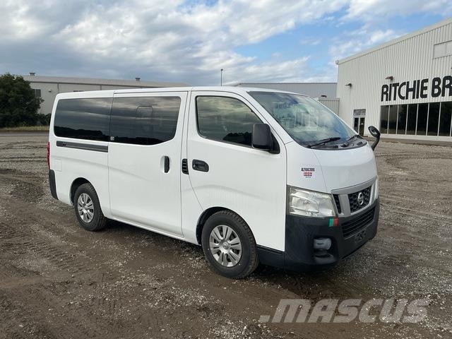 Nissan Caravan Mini bus