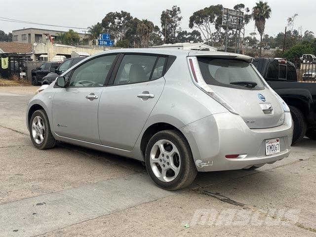 Nissan Leaf Auto