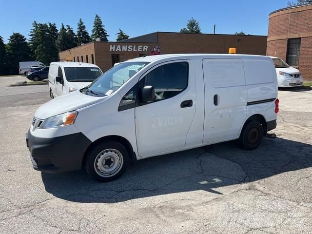 Nissan NV200 Furgone chiuso