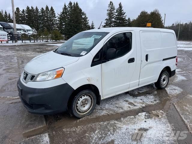 Nissan NV200 Furgone chiuso