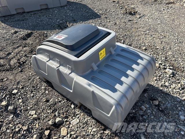  Olsen DD200 Serbatoi per carburante e additivi