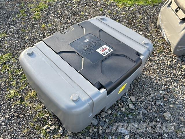 Olsen DD210 Serbatoi per carburante e additivi
