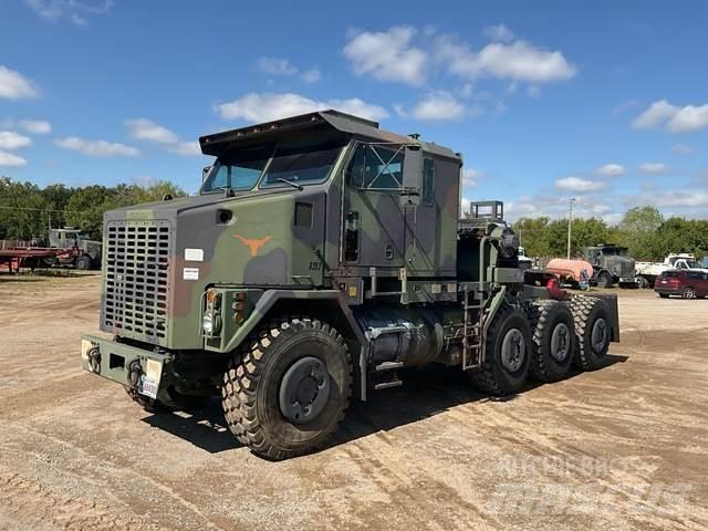 Oshkosh M1070 Carroattrezzi