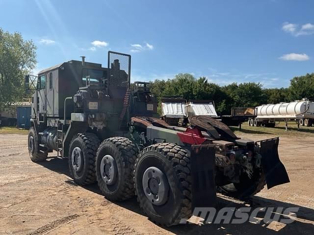 Oshkosh M1070 Carroattrezzi