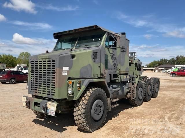 Oshkosh M1070 Carroattrezzi