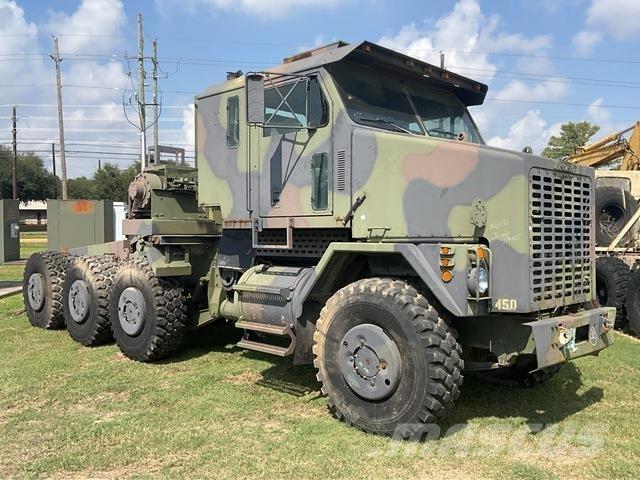 Oshkosh M1070 Carroattrezzi