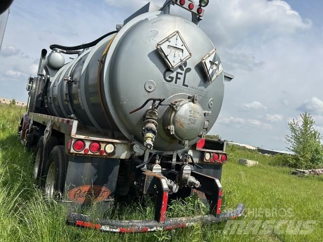 Peterbilt  Camion autospurgo