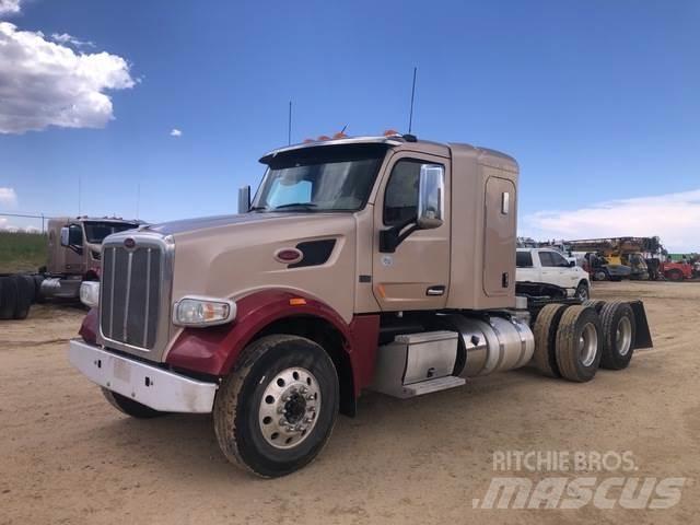 Peterbilt  Motrici e Trattori Stradali
