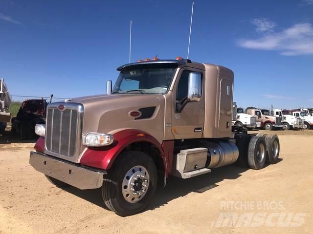 Peterbilt  Motrici e Trattori Stradali