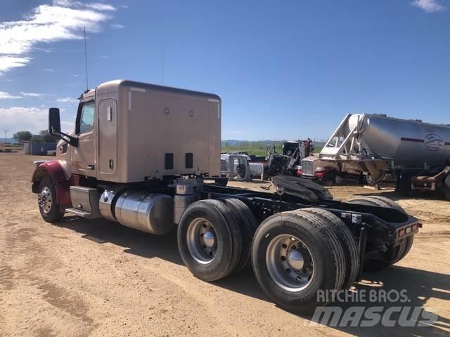 Peterbilt  Motrici e Trattori Stradali