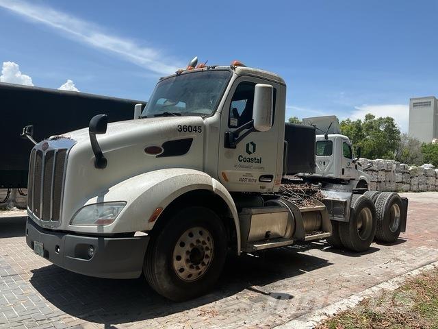 Peterbilt  Motrici e Trattori Stradali