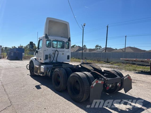 Peterbilt  Motrici e Trattori Stradali