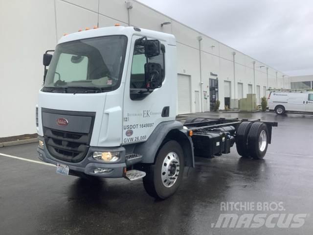 Peterbilt 220 Cabine e interni