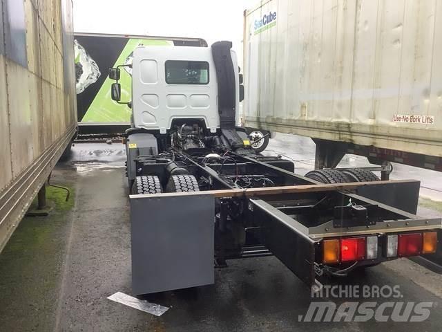 Peterbilt 220 Cabine e interni
