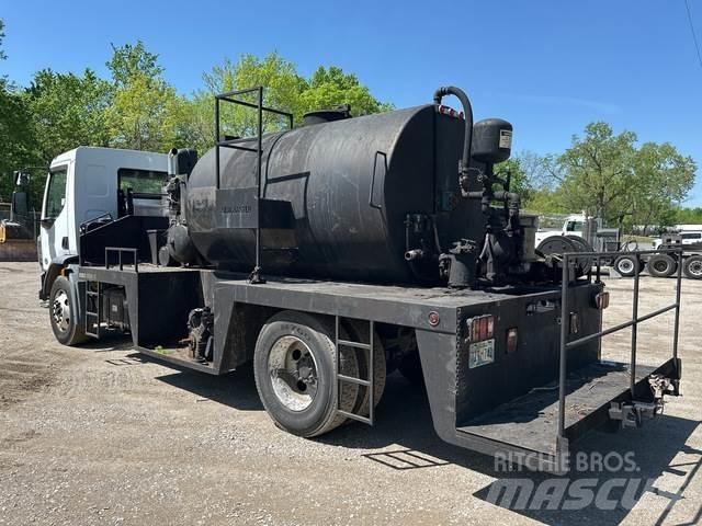 Peterbilt 220 Camion altro