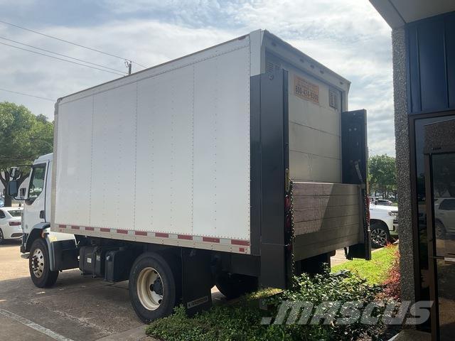 Peterbilt 220 Camion cassonati