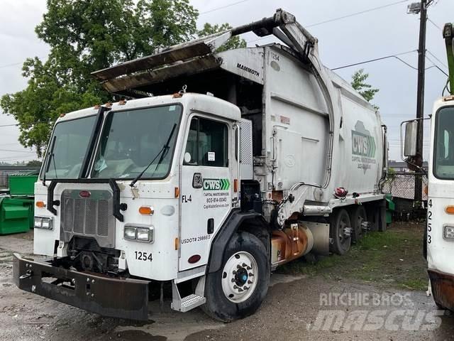 Peterbilt 320 Camion dei rifiuti