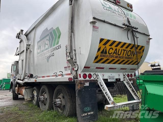 Peterbilt 320 Camion dei rifiuti