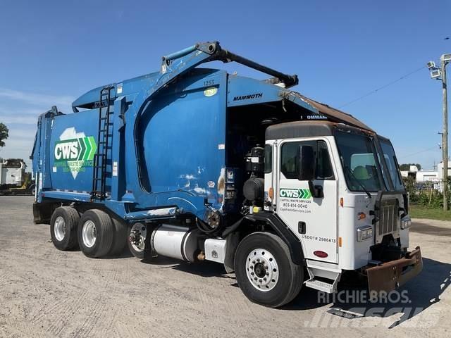 Peterbilt 320 Camion dei rifiuti