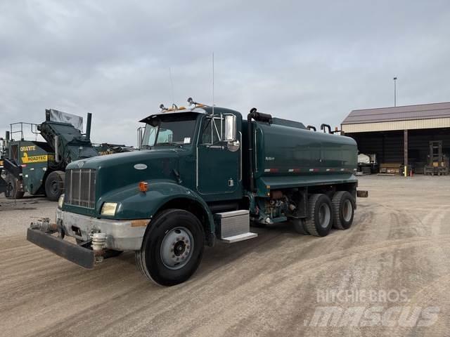 Peterbilt 330 Autocisterne