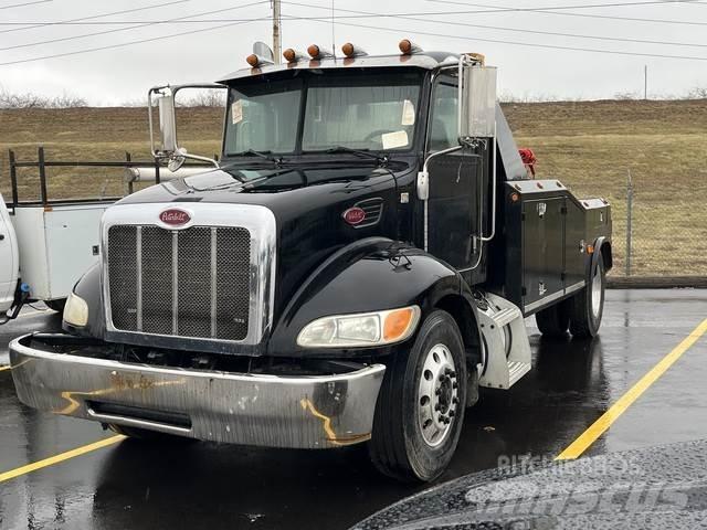 Peterbilt 335 Carroattrezzi