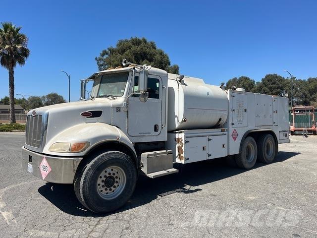 Peterbilt 335 Cisterna