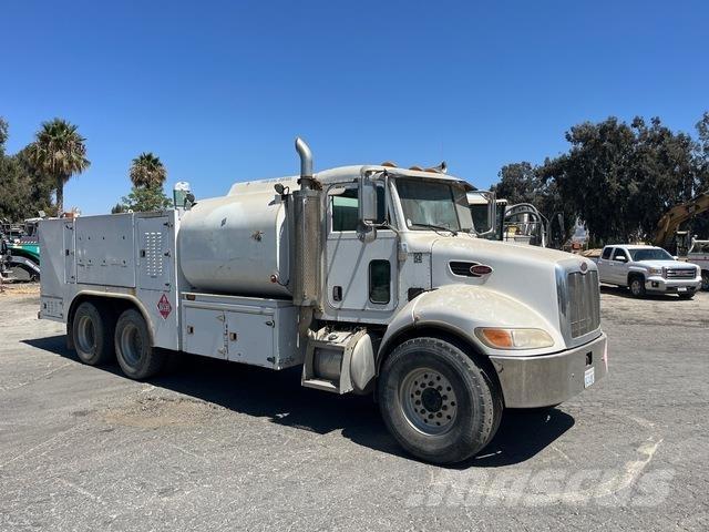 Peterbilt 335 Cisterna
