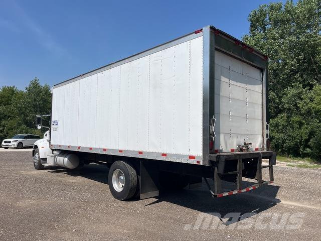 Peterbilt 335 Camion a temperatura controllata