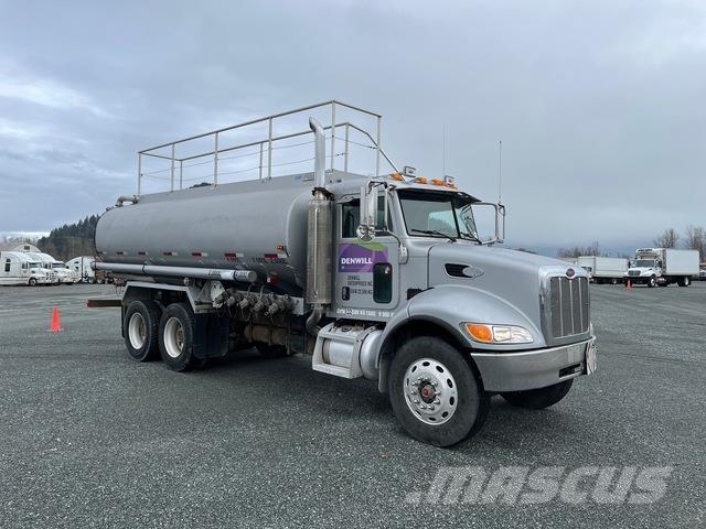 Peterbilt 335 Cisterna