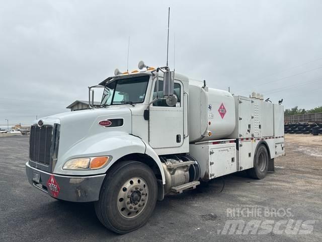 Peterbilt 337 Cisterna