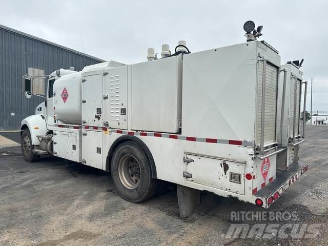 Peterbilt 337 Cisterna