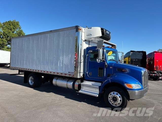 Peterbilt 337 Camion a temperatura controllata