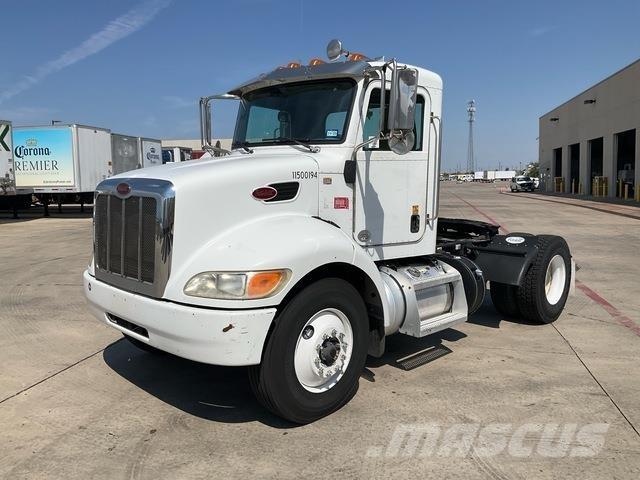Peterbilt 337 Motrici e Trattori Stradali
