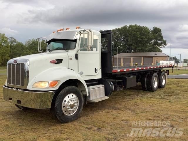 Peterbilt 348 Camion con cassone scarrabile