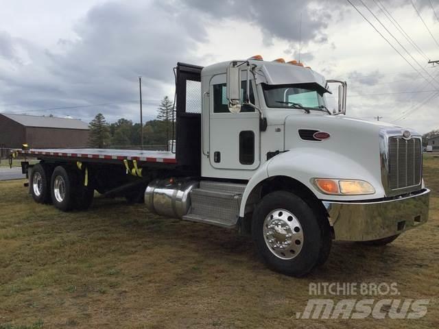 Peterbilt 348 Camion con cassone scarrabile
