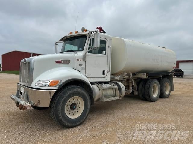 Peterbilt 348 Autocisterne