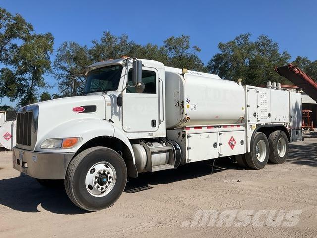 Peterbilt 348 Cisterna