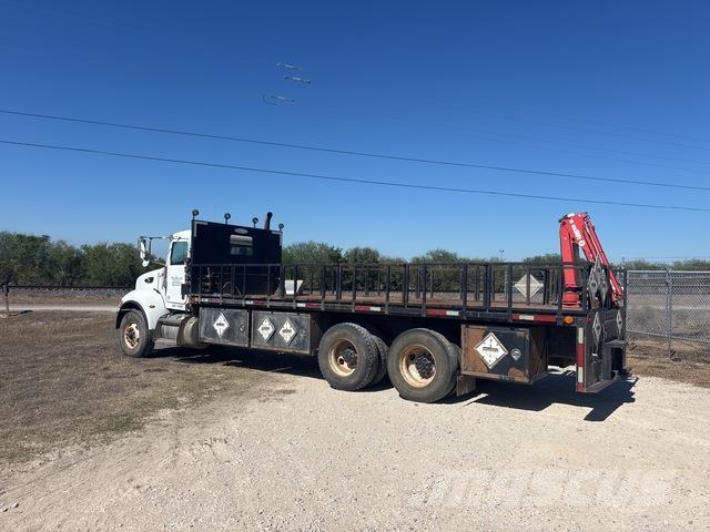 Peterbilt 348 Autogru