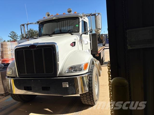 Peterbilt 348 Camion con sponde ribaltabili
